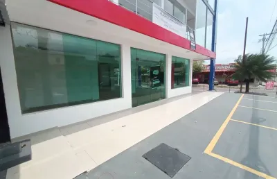 Loja / salão / ponto comercial com 1 quarto para alugar, 126m² - parque dez de novembro