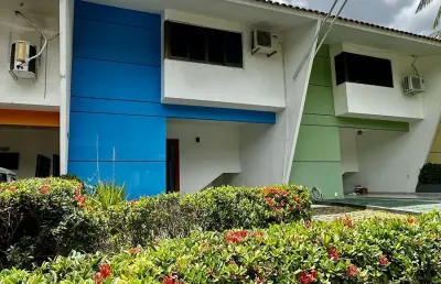 Vendo casa duplex 03 dormitórios próximo a arena da amazônia