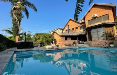 Casa em condomínio fechado com 4 quartos à venda na umuarama, 26, alphaville, santana de parnaíba por r$ 2.600.000