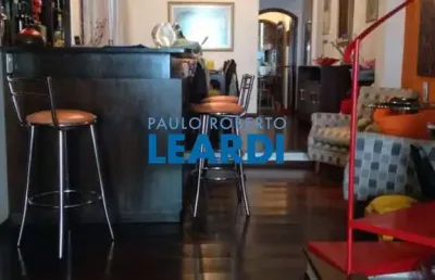 Casa à venda na rua mário whateley, 320, alto da lapa, são paulo por r$ 1.300.000