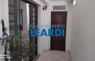 Casa à venda na rua jaime ferreira da silva júnior, 67, pompéia, são paulo por r$ 1.450.000