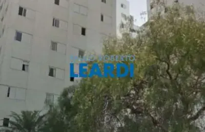Apartamento à venda na rua lourenço de almeida prado, 900, vila tramontano, são paulo por r$ 1.000.000
