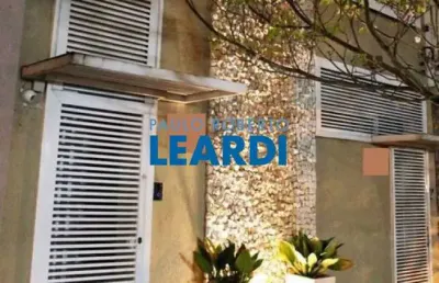Casa à venda na rua apinajés, 816, perdizes, são paulo por r$ 690.000