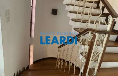 Casa à venda na avenida ireré, 1360, planalto paulista, são paulo por r$ 1.400.000