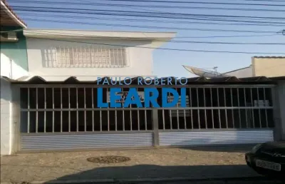 Casa à venda na rua liceu, 209, alto da lapa, são paulo por r$ 850.000