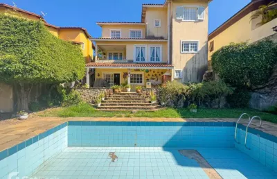 Casa em condomínio fechado com 4 quartos para alugar na piratinins, 154, alphaville, santana de parnaíba por r$ 13.000