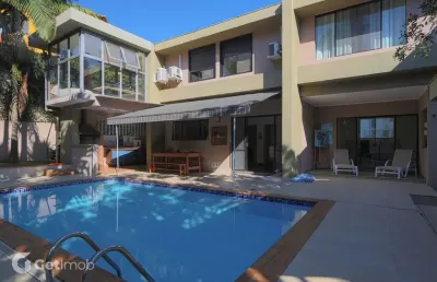 Casa em condomínio fechado com 4 quartos à venda na alameda apetubas, 335, alphaville, santana de parnaíba por r$ 3.900.000