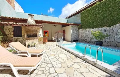 Casa triplex solta com piscina privativa e terraço - stella maris