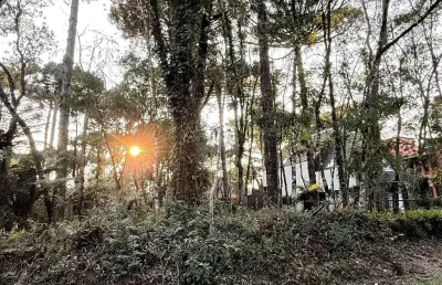 Lote a venda em gramado rs, próximo lago negro com área verde