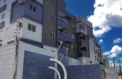 Apartamento térreo com área privativa bairro dos colibris