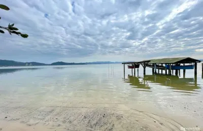 Casa com 5 quartos à venda na Cabeçuda, Laguna 