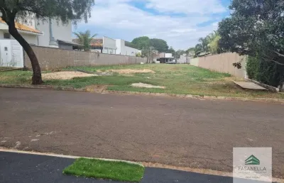 Terreno à venda no Portal das Araucárias, Araraquara 