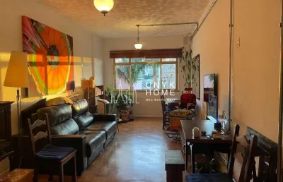 Apartamento a venda e locação mobiliado  na aclimação com 2 dormitórios e varanda