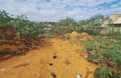 Terreno à venda na Avenida C, Perocão, Guarapari