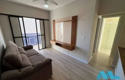 Apartamento 1 quarto com sacada, elevador e garagem em praia grande