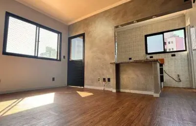 Apartamento reformado com 1 quarto, elevador e garagem na guilhermina em pg