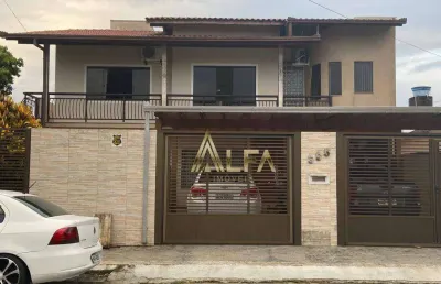 Casa com 6 quartos à venda na Rua Maria Leonor da Cunha Rebello, 395, Centro, Navegantes