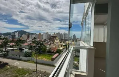 Cobertura com 3 suites  à venda, 198 m² por r$ 1.100.000 - gravatá - navegantes/sc