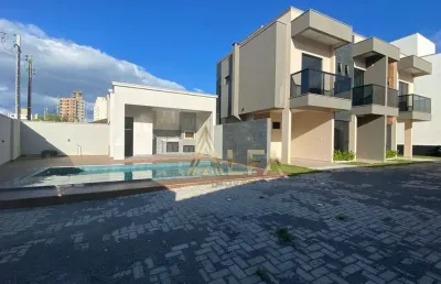 Sobrado com 2 suítes e  ampla área de lazer  / gravatá de navegantes sc