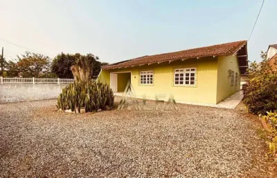 Casa com 4 dormitórios à venda, 163 m² por r$ 690.000,00 - meia praia - navegantes/sc