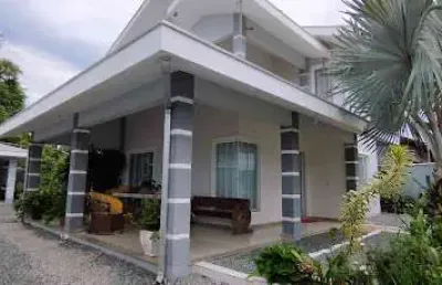 Casa com 3 quartos à venda na Rua Antonio Caldeira Filho, 495, Gravatá, Penha