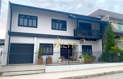 Casa com 3 quartos à venda na Rua Waldemar Pereira, 49, Gravatá, Penha