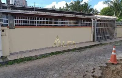 Casa à venda, 251 m² por r$ 900.000,00 - centro - penha/sc