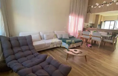 Casa alto padrão com 3 dormitórios sendo 1 suite à venda, 161 m² por r$ 1.500.000 - meia praia - navegantes/sc