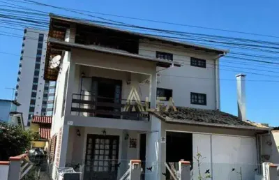 Sobrado à venda, 222 m² por r$ 2.000.000,00 - centro - penha/sc
