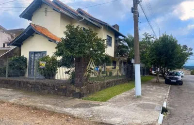 Linda casa de 2 andares, com 3 dormitórios, sendo 1 suíte à venda, 170 m², por r$ 798.000,00 - frei rogério - lages/sc