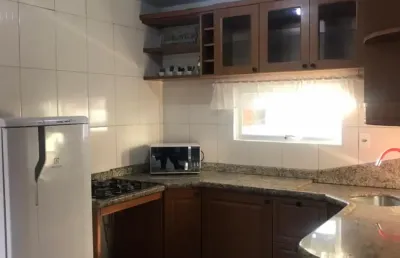 Casa mobiliada no itacorubi proximo ao cepon e udesc