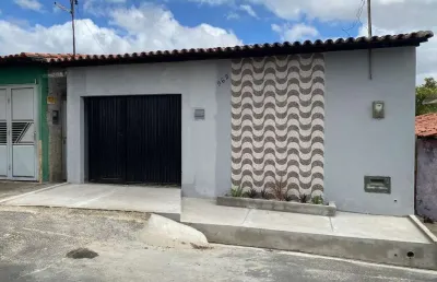 Casa com 3 quartos à venda na Rua Igaraçu, Morro da Esperança, Teresina