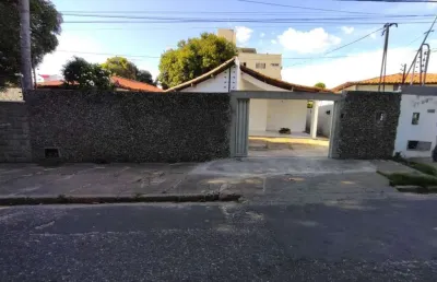 Casa com 3 quartos para alugar na Avenida Senador Area Leão, Morada do Sol, Teresina