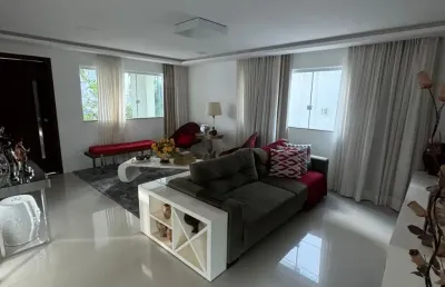 Casa em condomínio fechado com 5 quartos para alugar na Rua das Estrelícias, S/N, Alphaville II, Salvador