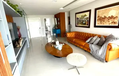 Lindo apartamento na orla de jaguaribe 4/4 suítes vista mar