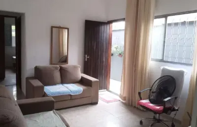 Casa à venda, 3 quartos, 1 vaga, vila jockei clube - são vicente/sp