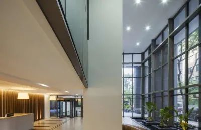 Sala comercial com 5 salas para alugar na Rua Visconde do Rio Branco, 1488, Centro, Curitiba