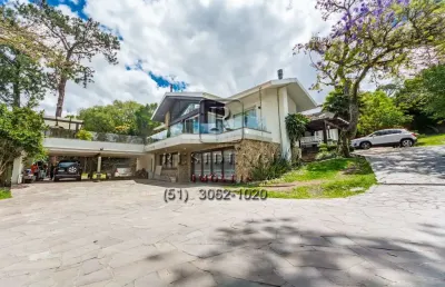 Casa em condomínio de luxo na vila assunção, porto alegre-rs: 3 quartos, 3 suítes, 3 salas, 4 banheiros, 4 vagas, 800m².