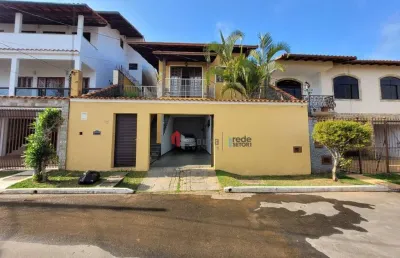 Casa com 2 quartos à venda na Rua Aristóteles Braga, São Pedro, Juiz de Fora