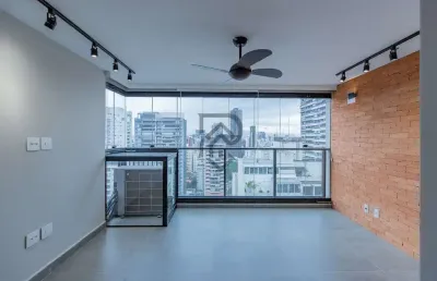 Apartamento decorado vista livre andar alto proximo metrô
