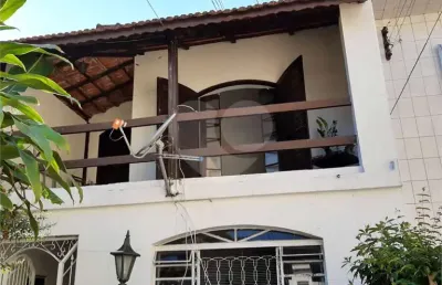 Casa com 3 quartos à venda na Visconde De Tamandaré, Centro, São Vicente