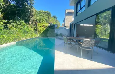 Casa com 6 quartos à venda na Aprovada 352, Riviera, Bertioga