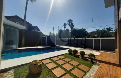 Casa com 5 quartos à venda na Manoel Alexandre, Jardim Acapulco, Guarujá