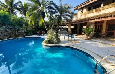 Casa com 4 quartos à venda na Doutor Paulo José De Azevedo Bonavides, Jardim Acapulco, Guarujá