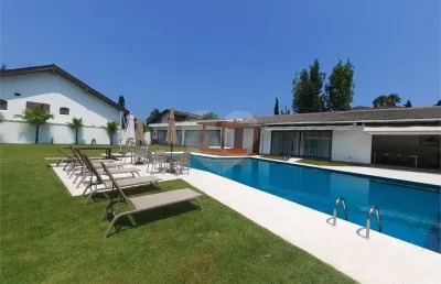 Casa com 6 quartos à venda ou para locação em jardim acapulco - sp