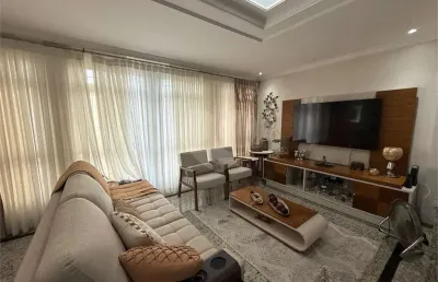 Casa com 3 quartos à venda na Rua Galeão Coutinho, Embaré, Santos