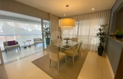 Apartamento com 3 quartos à venda na Rua Castro Alves, Embaré, Santos