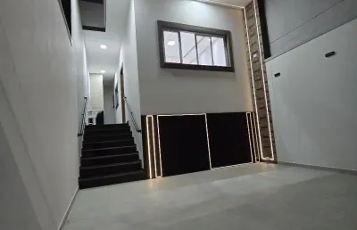 Casa térria maravilhosa / 3 dorms, 1 suíte / documentação ok / aceita permuta / aceita financiamento.