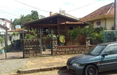 Casa com 2 quartos à venda na Rua Barão de Itaqui, Passo da Areia, Porto Alegre