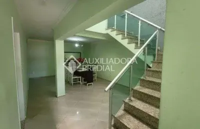 Casa com 4 quartos à venda na Rua Izabel Cestari, Dos Casa, São Bernardo do Campo